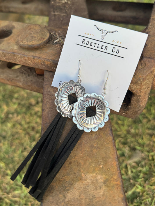 Black soul tassel
